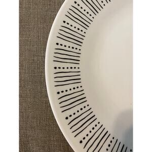 Corelle Metropolitan Lines, dinner plates, set of 2